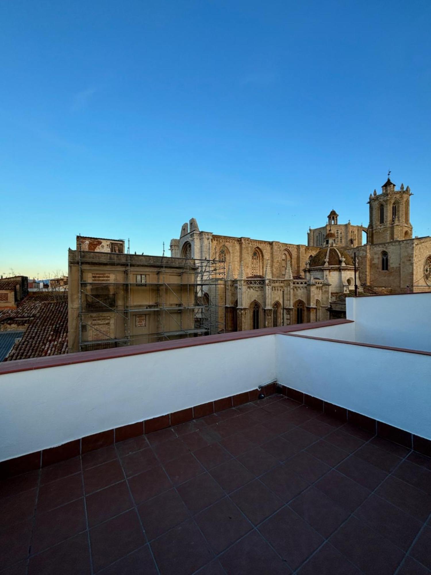 Tarragona Apartments Exterior foto